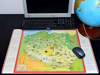 Polska podkładka na biurko i pod mysz dla dzieci ArtGlob