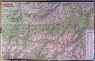 MAPA ŚCIENNA TATRZAŃSKI PARK NARODOWY 1:30 000