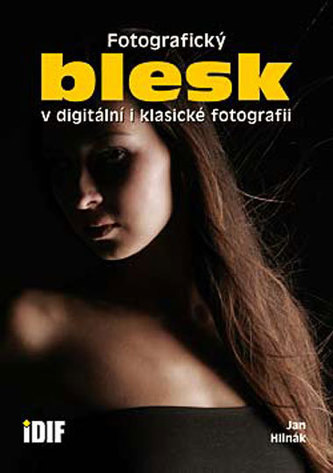 Fotografický blesk v digitální a klasické fotografii