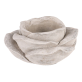 Obal pietní na květiny - betonový, tvar květu růže vel. "M", barva šedá.