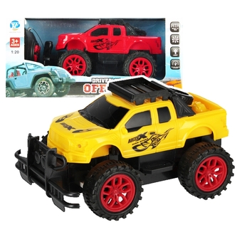 Terénní auto na dálkové ovládání s párou