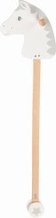 Drewniany koń na kiju Goki