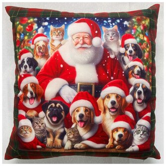 Vánoční polštář SANTAS FRIENDS 40x40 cm Mybesthome