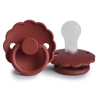 CUMLÍK FRIGG DAISY BAKED CLAY +6M, SILIKÓN