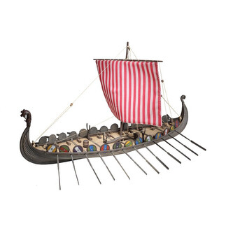 Vikingská loď DRAKKAR 1:48 40 cm