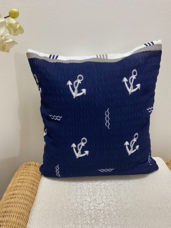 B.E.S. - Petrovice, s.r.o. Bavlněný krepový potah na polštářek 40x40 - vzor Marine Blue and White