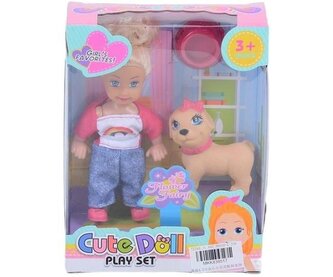 Lalka w zestawie