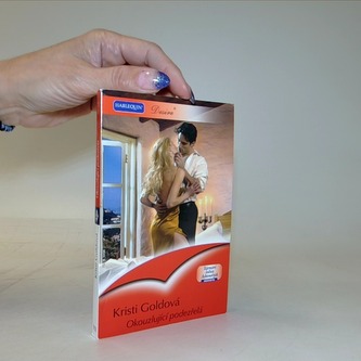 Okouzlující podezřelá