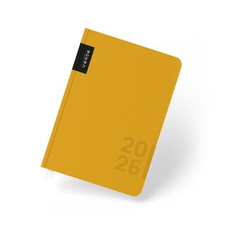 Karton P+P - VERDE - denní diář 2026, hořčicový, A5, 15,4 × 21,7 cm