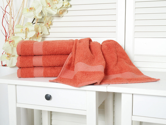 B.E.S. - Petrovice, s.r.o. Ručník froté 50x90 Adria - Červená Mecca (18-1450)