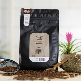 APe Pražírna a balírna Káva Robusta Indie Washed Parchment C Váha: 500g