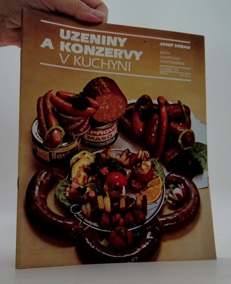 Uzeniny a konzervy v kuchyni