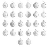 OPP1632-P Malý ocelový přívěšek s kroužkem - iniciála - iniciála "P"