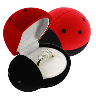 KR0108 Dárková krabička semiš - beruška