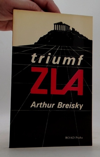 Triumf zla