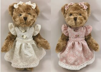 Pár plyšových medvídků v šatičkách