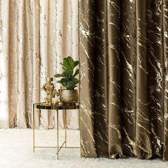 Dekorační vzorovaný závěs s řasící páskou MARBE 002 hnědá/zlatá 140x250 cm (cena za 1 kus) MyBestHome