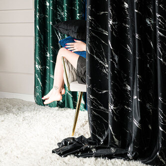 Dekorační vzorovaný závěs s řasící páskou MARBE 111 černá/stříbrná 140x250 cm (cena za 1 kus) MyBestHome