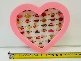 PIERŚCIONKI METALOWE OWOCE KPL.36SZT.