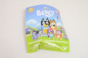 TMT BLUey fig Mini blind bag 1pak mix 76672