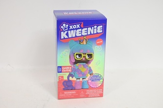 TMT XOX Kweenie lalka Quirky 1pak XOX30406 04051