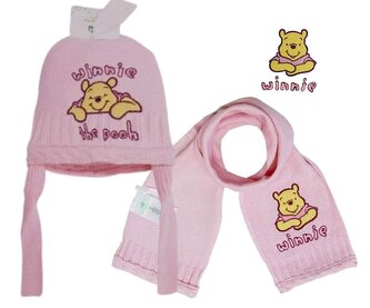 ŠÁLA A ČEPICE MEDVÍDEK PÚ - velikost 46 ŠÁLA A ČEPICE MEDVÍDEK PÚ - velikost 46
