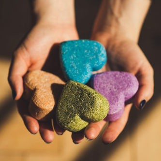 Tuhý šampon levandulový - pro všechny typy vlasů - CESTOVNÍ, 24 g