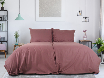 B.E.S. - Petrovice, s.r.o. Povlečení BAVLNA Jednobarevné uzavírání ZIP - Bordó Rozměr: 140 x 220 + 70 x 90