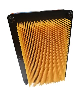 Leventi Tabule kolíková 3D Pinart-Žlutá