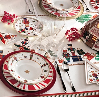 Vánoční jídelní 18-ti dílná sada talířů Lo Schiaccianoci BRANDANI