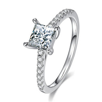 MN003-52 Stříbrný zásnubní prsten moissanit, vel. 52