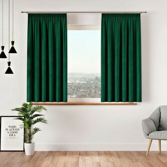 Dekorační krátký závěs s řasící páskou VELVINO color 010 zelená 140x160 cm (cena za 1 kus) MyBestHome