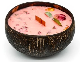 Tropikalia Svíčka v kokosu - vůně Švestka, růže & pačule