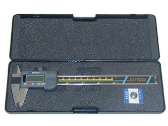 měřítko posuvné dig. 200mm FESTA