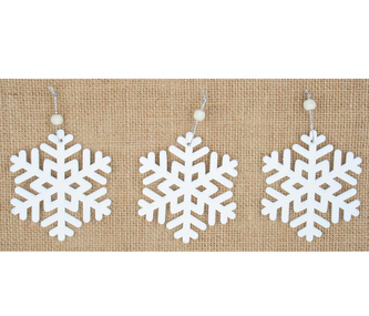 Dekorace vánoční k zavěšení - Vločka dřevěná bílá 7cm 3ks