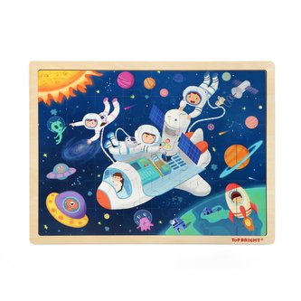 Drevené puzzle vesmír