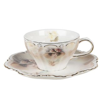 Porcelánový šálek s podšálkem