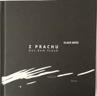 Z prachu / Aus dem Staub