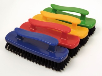 Kartáč podlahový čtyř barev ŽLUTÁ; 14,5x6x4 cm; 105g; plast