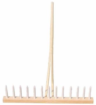 Hrábě dřevěné 13 hrotů s násadou  CZ (BALÍK NESTANDARD)