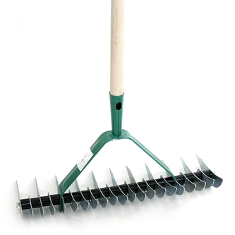 Hrable kov trávny 11/21 hrotov prevzdušňovací s násadou