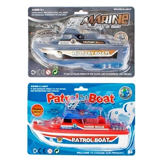 Sportovní motorový člun na baterie