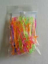 Napichovátka 50ks MEČ 8cm plast