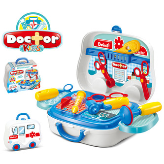 Doktor kufrík - auto