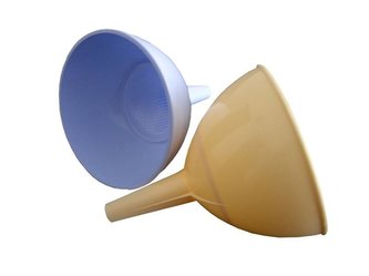 TRYCHTÝŘ SE SÍTKEM