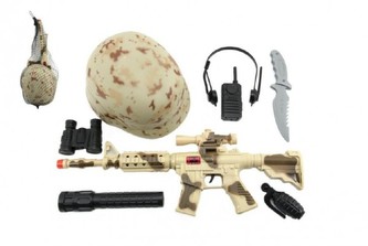 Vojenská sada samopal 47cm na setrvačník jiskřící+helma/přilba+doplňky v síťce
