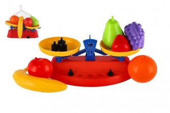 Ovocie 7ks s váhou kuchynskou plast v sieťke 26x15x15cm