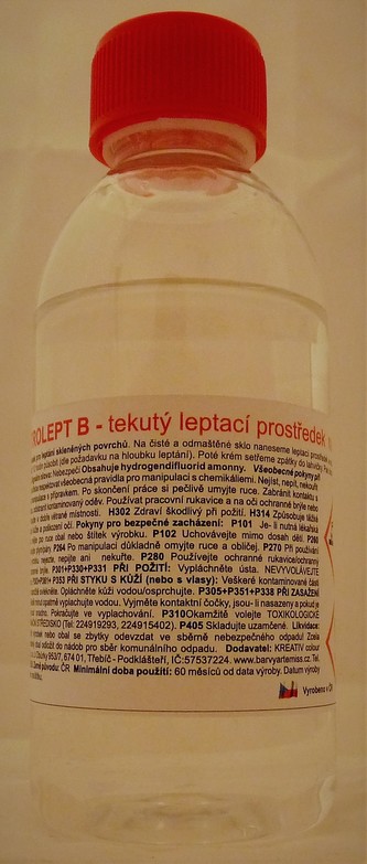 ARTEMISS Vitrolept leptací tekutina na sklo 250g