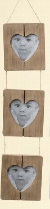 Fotorámeček - dřevěný se srdíčkem