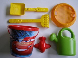 Kyblíček Cars 3 s konvičkou a přísl., střední